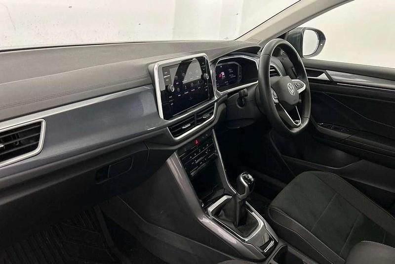 Used VW T-Roc Style 150 HP (110 kW) 2023 Grey SUV