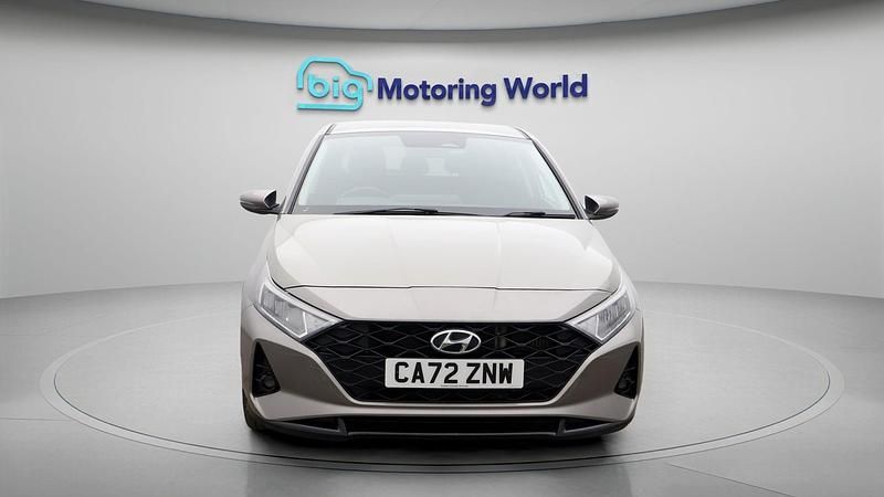 Used Hyundai i20 Premium 99 HP (72 kW) 2023 Hatchback