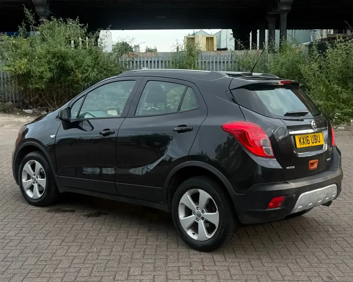 Used Vauxhall Mokka 134 HP (98 kW) 2016 Black SUV