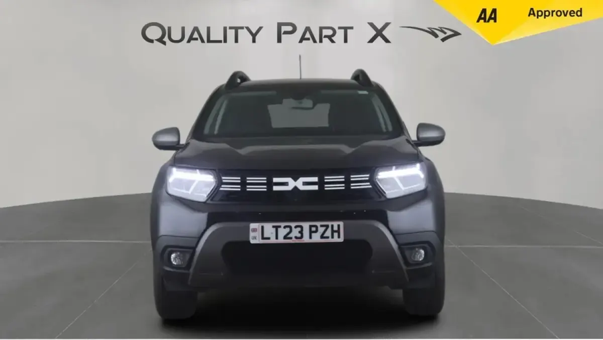 Second-hand Dacia Duster Journey 2023 Negru Hatchback