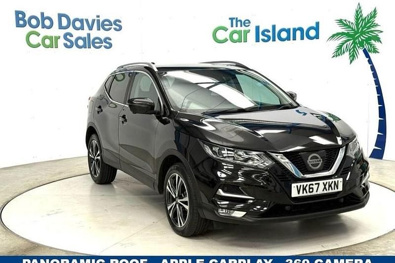 Black Used 2017 Nissan Qashqai N-Connecta SUV | £10,750 (Fair price) - Image 1/1