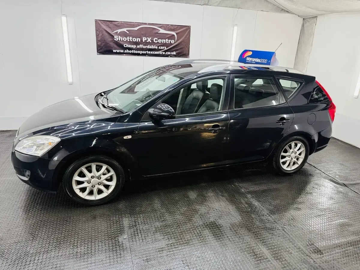 Used Kia Ceed 122 HP (89 kW) 2008 Black Hatchback