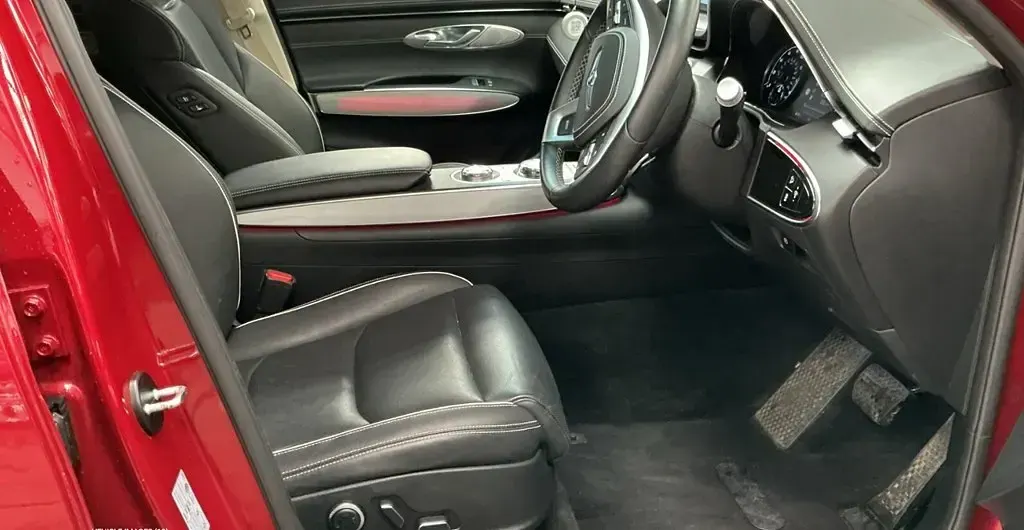 Used Genesis GV70 Sport 359 kW (489 HP) 2023 Red SUV