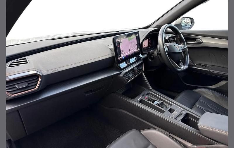 Used Cupra Formentor 150 HP (110 kW) 2023 White SUV