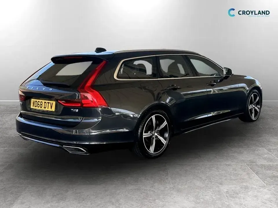 Usado Volvo V90 R-Design 190 CV (139 kW) 2018 Gris Familiar