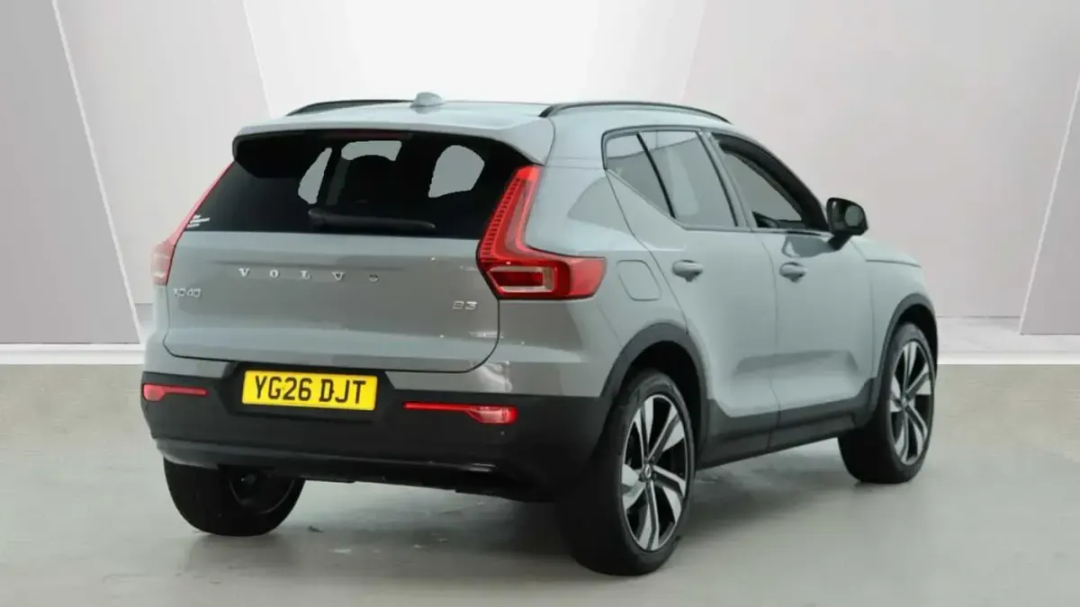 New Volvo XC40 Ultra 163 HP (119 kW) 2026 SUV