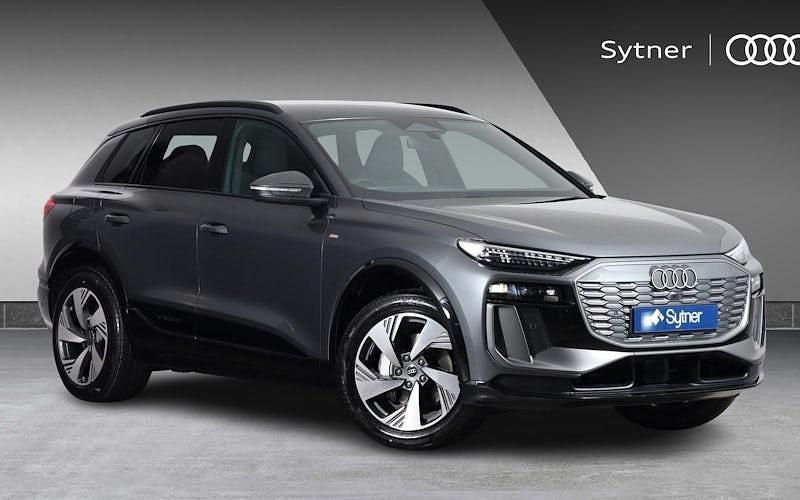 New 2025 Audi e-tron S-Line SUV | £70,000 (Good price) - Image 1/4