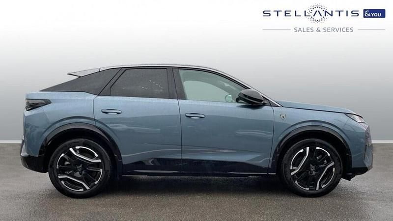 Blue Used 2025 Peugeot e-3008 GT SUV | £25,050 (Fair price) - Image 1/3
