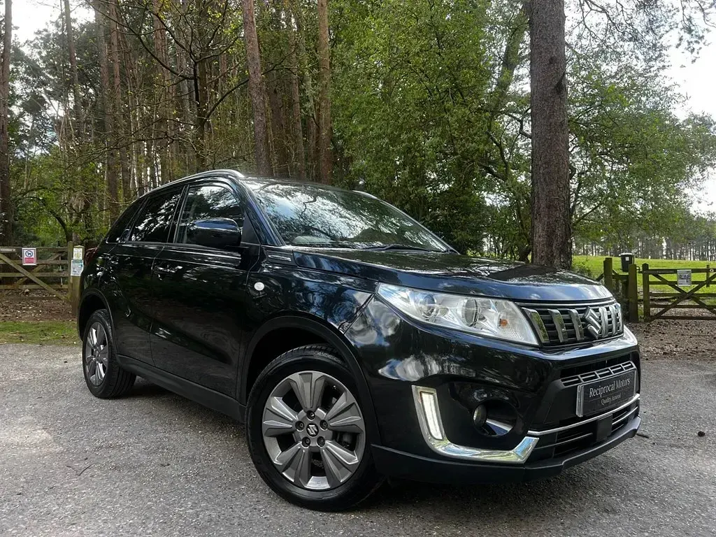 Gebraucht Suzuki Vitara SZ-T 140 PS (102 kW) 2019 Schwarz SUV