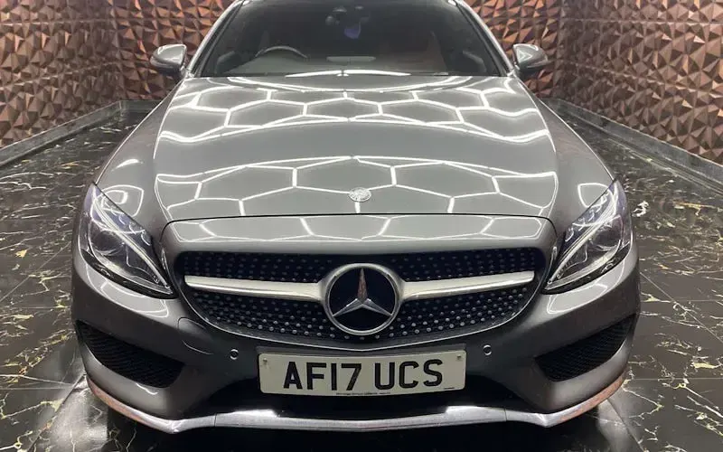 Used Mercedes C220 AMG Line Premium Plus 170 HP (125 kW) 2018 Coupe