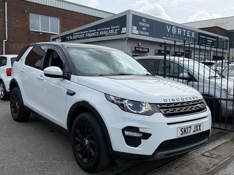 Used Land Rover Discovery Sport SE 180 HP (132 kW) 2017 White SUV