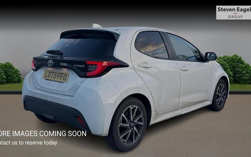 Used Toyota Yaris Hybrid Design 116 HP (85 kW) 2026 Hatchback