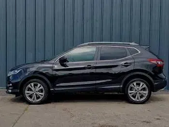 Used Nissan Qashqai N-Connecta 140 HP (102 kW) 2019 Black SUV