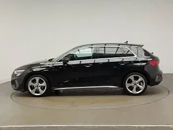 Begagnad Audi A3 S-Line 150 HK (110 kW) 2023 Svart Sedan