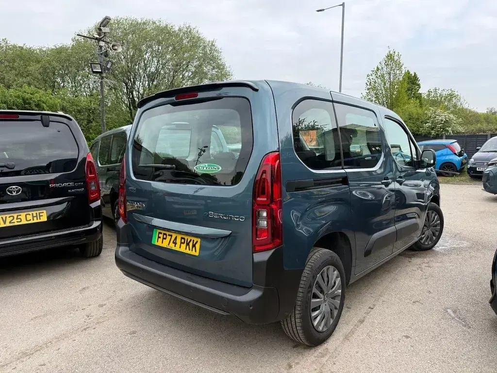 Used Citroën e-Berlingo 100 kW (136 HP) 2024 Blue MPV