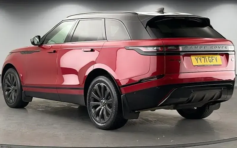 Used Land Rover Range Rover Velar SE Dynamic 204 HP (150 kW) 2021 Firenze red SUV