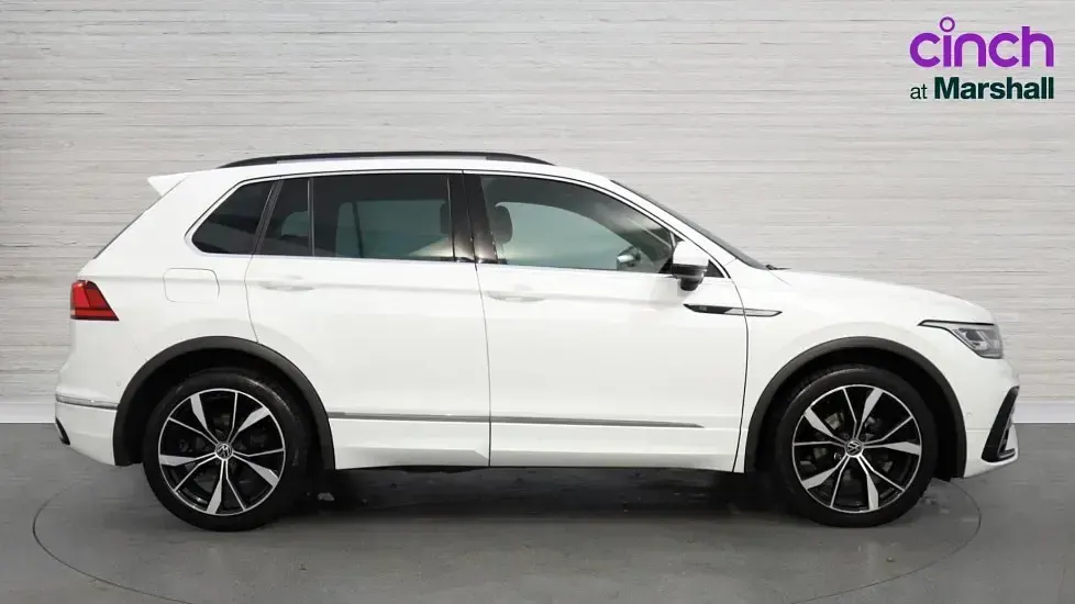 Used VW Tiguan R-line 150 HP (110 kW) 2022 White SUV
