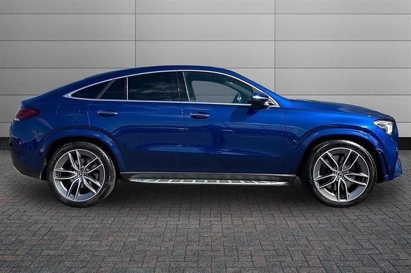 Used Mercedes GLE400 AMG Line Premium Plus 330 HP (242 kW) 2021 Blue Estate