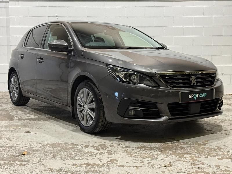 Used Peugeot 308 Allure Premium 130 HP (95 kW) 2021 Grey Hatchback