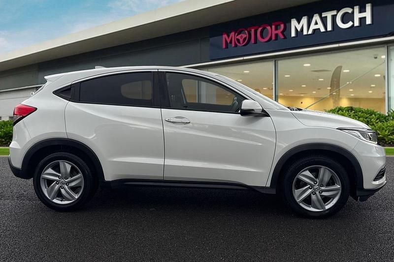 Used Honda HR-V SE 130 HP (95 kW) 2018 White SUV