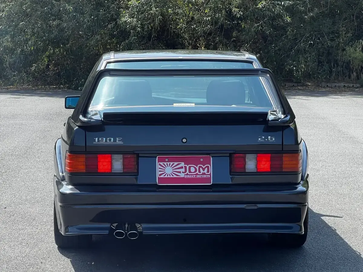 Used Mercedes 190 Style 165 HP (121 kW) 1991 Grey Sedan