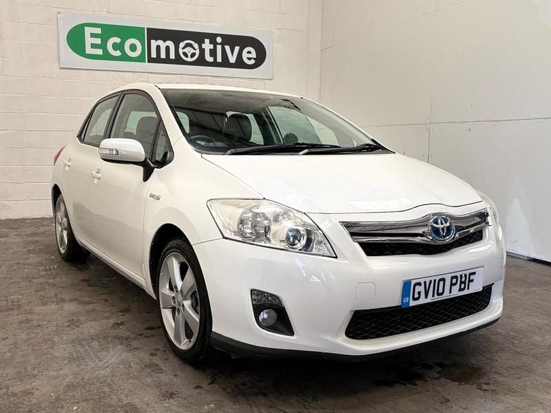 Used Toyota Auris Hybrid 2010 White Hatchback