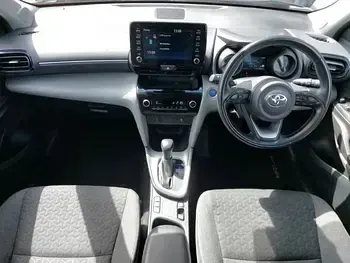 Used Toyota Yaris Hybrid 116 HP (85 kW) 2022 Grey Estate