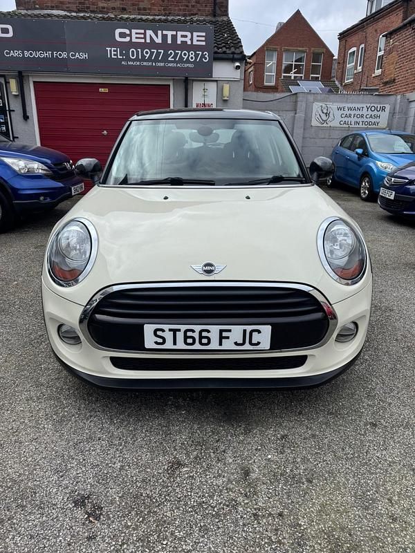 Used Mini Cooper D Hatch 116 HP (85 kW) 2016 White Hatchback