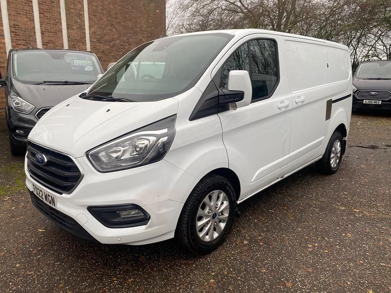 Used Ford Transit Custom Limited 130 HP (95 kW) 2022 White Van