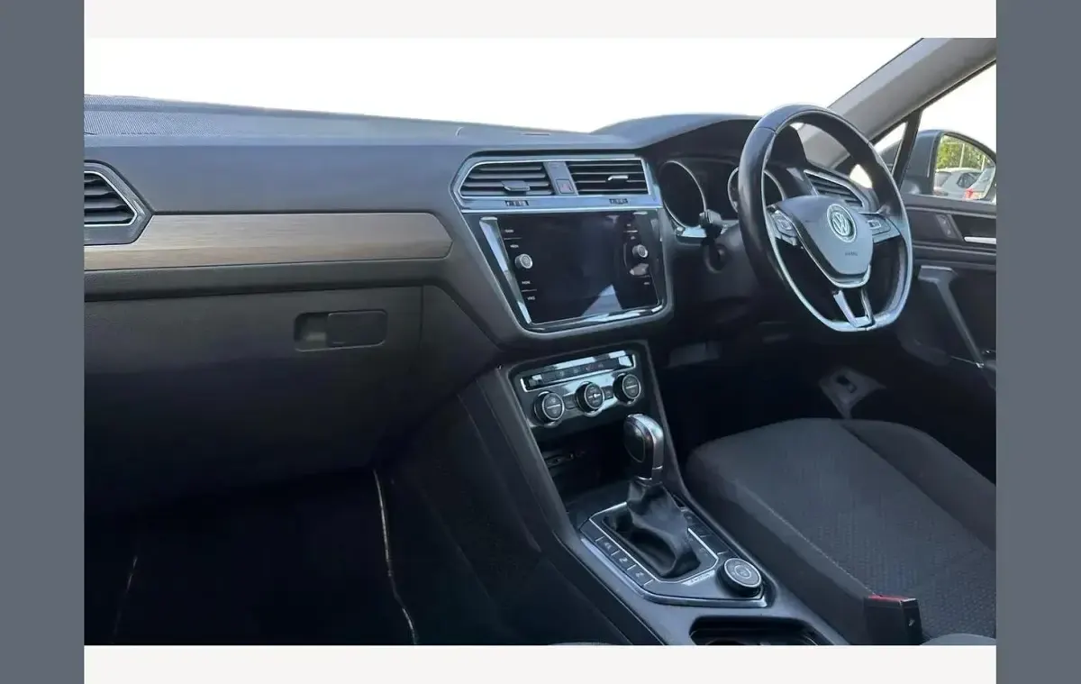 Używany VW Tiguan Allspace Match 190 KM (139 kW) 2019 Szary SUV