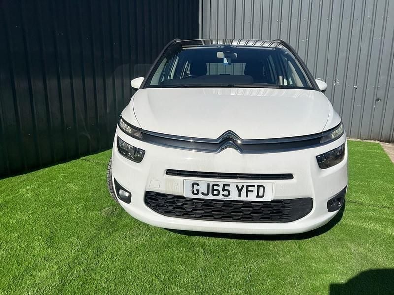 Used Citroën Grand C4 Picasso Exclusive 120 HP (88 kW) 2015 White MPV