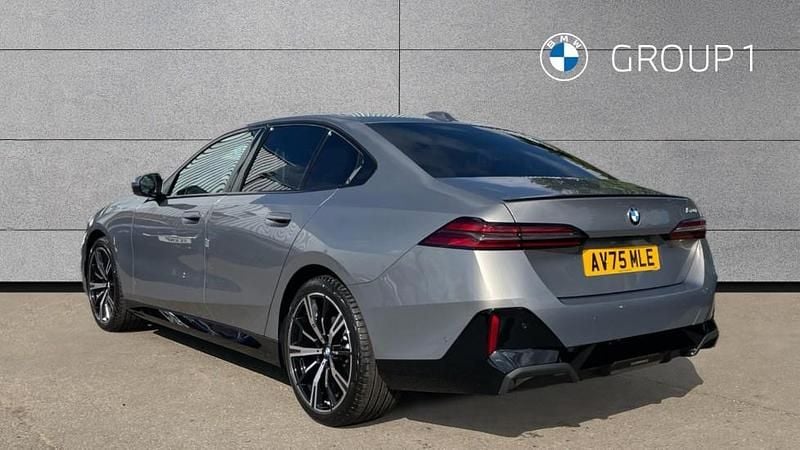 Used BMW 520 M Sport 208 HP (152 kW) 2025 Oxide grey Sedan