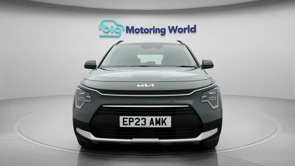 Used Kia Niro 139 HP (102 kW) 2023 Green SUV