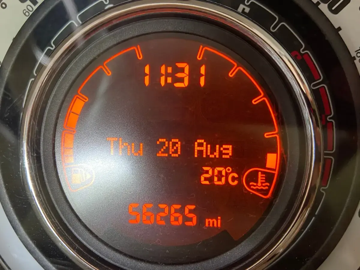 Used Fiat 500 69 HP (50 kW) 2014 Beige Hatchback