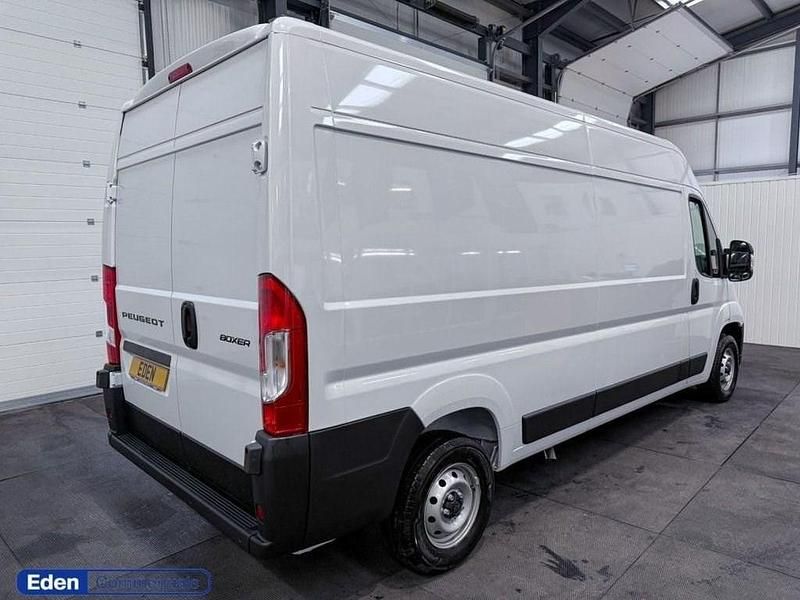 New Peugeot Boxer S 2025 White Van