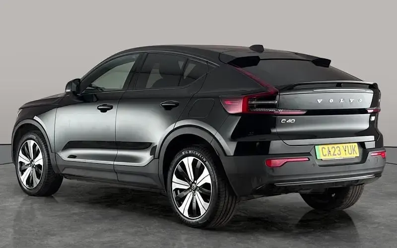 Used Volvo C40 Core 169 kW (231 HP) 2023 Black SUV