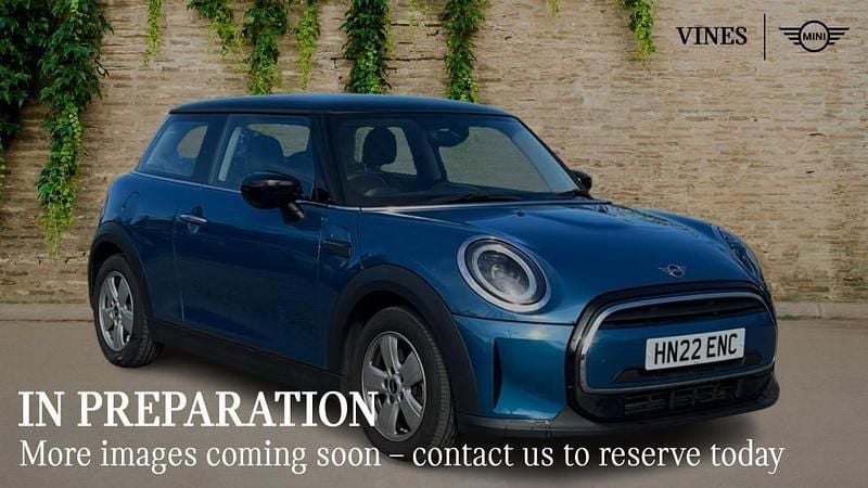 Used Mini Cooper Classic 134 HP (98 kW) 2022 Blue Hatchback