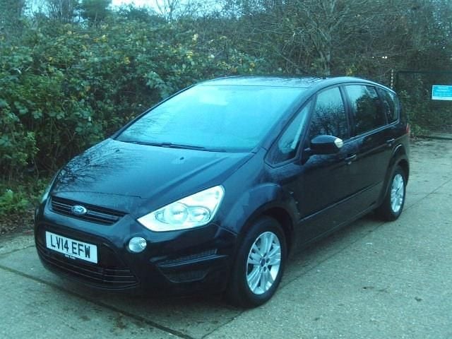Black Used 2014 Ford S-MAX Zetec MPV | £3,995 (Good price) - Image 1/4