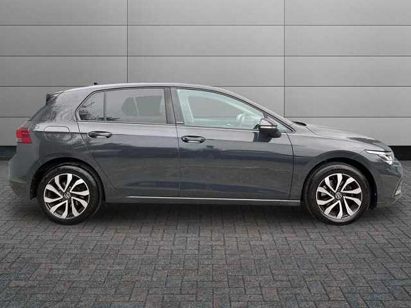 Used VW Golf VIII 110 HP (80 kW) 2022