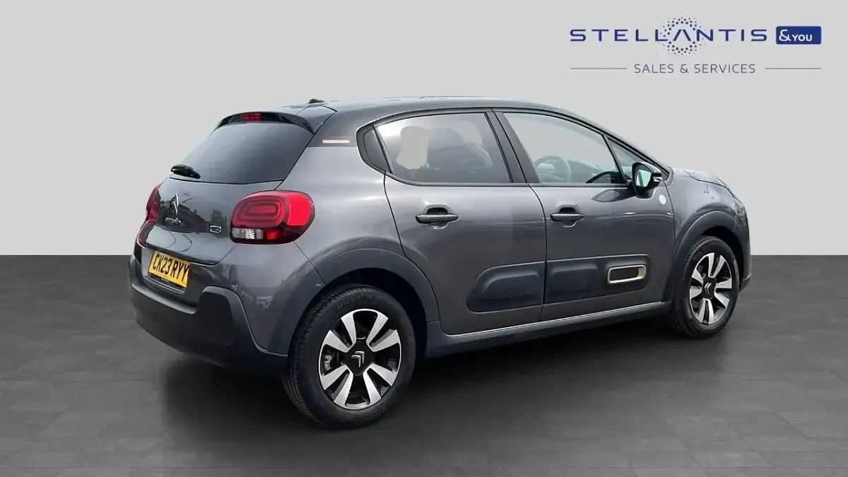 Usado Citroën C3 PureTech 108 HP (79 kW) 2023 Vermelho Citadino