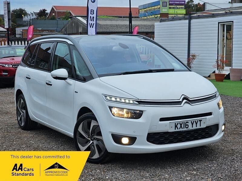 White Used 2016 Citroën Grand C4 Picasso Exclusive MPV | £9,450 (Fair price) - Image 1/4