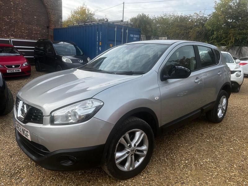 Silver Used 2013 Nissan Qashqai Acenta SUV | £1,995 (Fair price) - Image 1/4