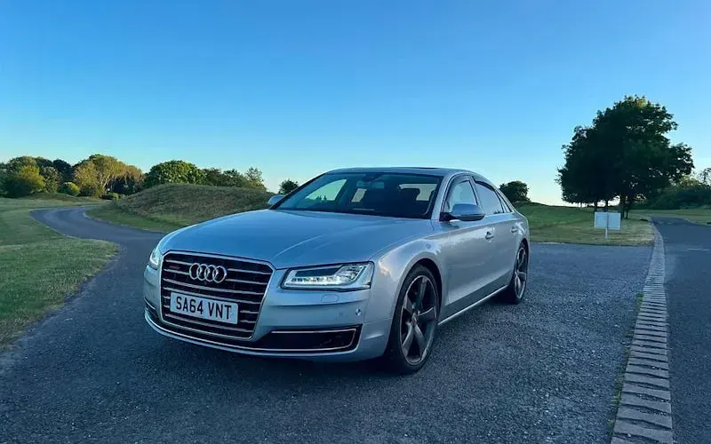 Used Audi A8 Sport 258 HP (189 kW) 2015 Sedan