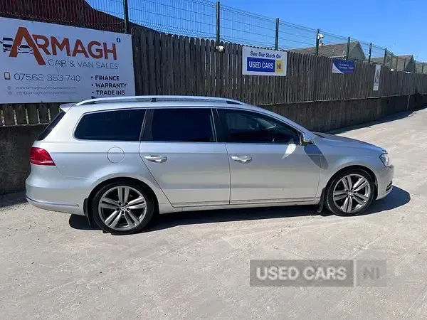 Used VW Passat Executive 140 HP (102 kW) 2014 Silver Estate