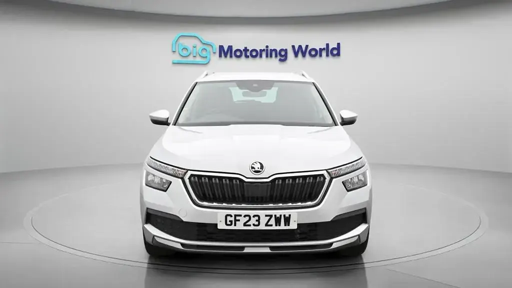 Used Skoda Kamiq SE L Executive 110 HP (80 kW) 2023 Silver SUV