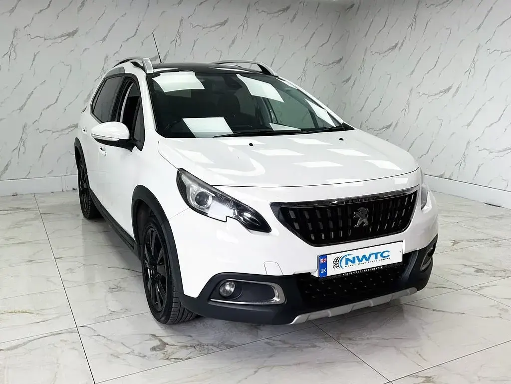 Used Peugeot 2008 Allure 110 HP (80 kW) 2017 White SUV