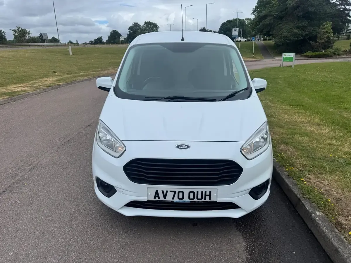 Used Ford Transit Limited 100 HP (73 kW) 2020 White Van