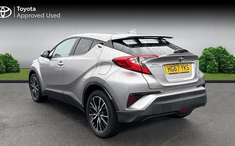 Used Toyota C-HR 122 HP (89 kW) 2017 Metal stream SUV