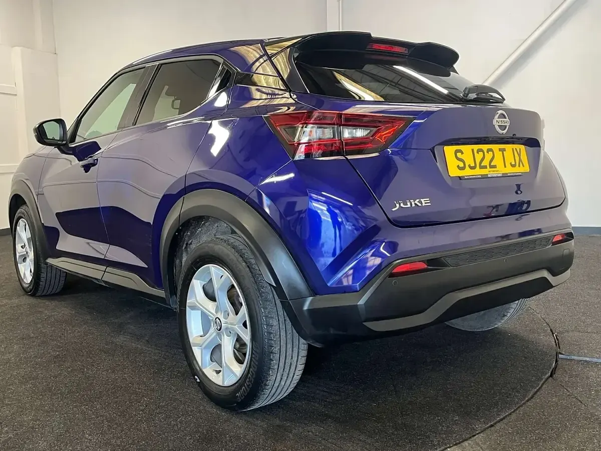 Used Nissan Juke N-Connecta 114 HP (83 kW) 2022 Blue SUV