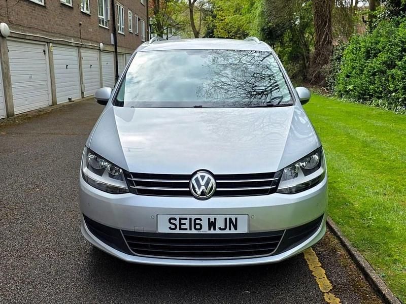 Usado VW Sharan SE 150 HP (110 kW) 2016 Prateado Monovolume